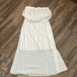 J Gee white summer maxi dress, off-the-shoulder lace neckline Size‎ XL